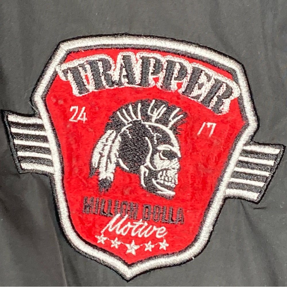 Million DOLLA MOTIVE 'TRAPPERS' Men’s Bomber Jacket Black L Logo Embroidered - Picture 11 of 16